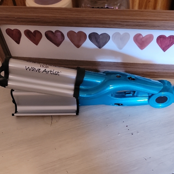 TIGI Wave Artist in Blue and Silver - Picture 1 of 4